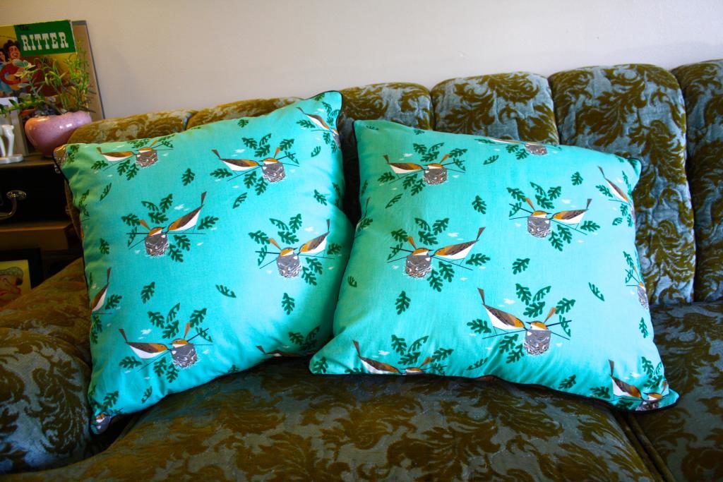 Throw Pillows Mint Green Sewing Machine