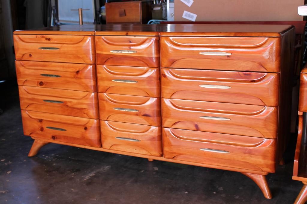 Refinish Mid Century Modern Dresser Mint Green Sewing Machine